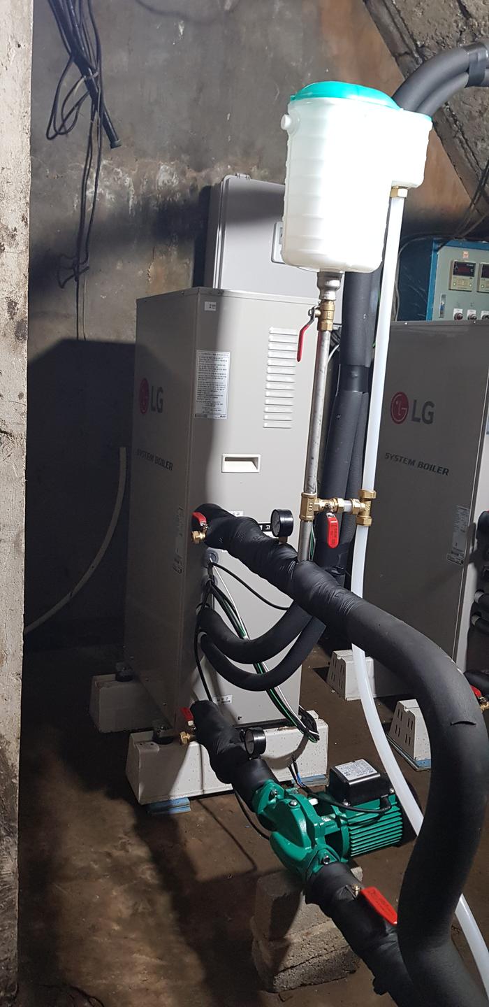 3695294320_dzVtH35X_632ada997e78bbb693372fb8cc4f07a4f8b1d172.jpg 이미지크게보기